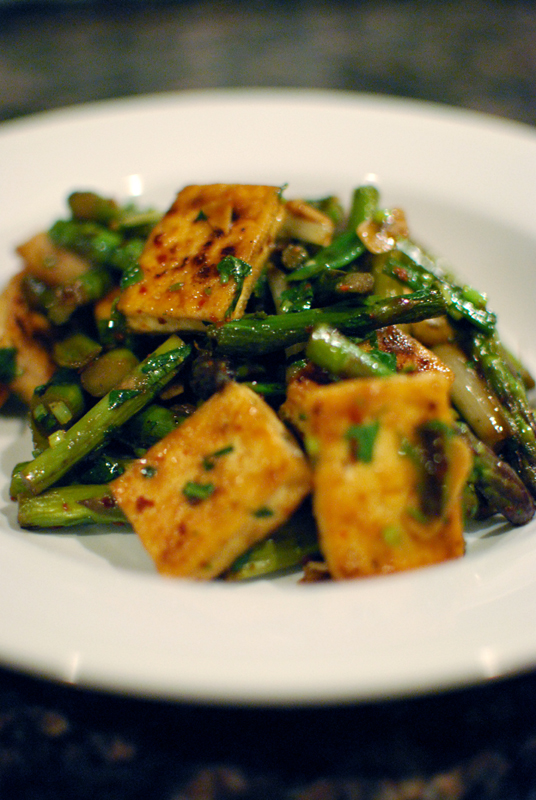 Stir-Fried Asparagus and Tofu